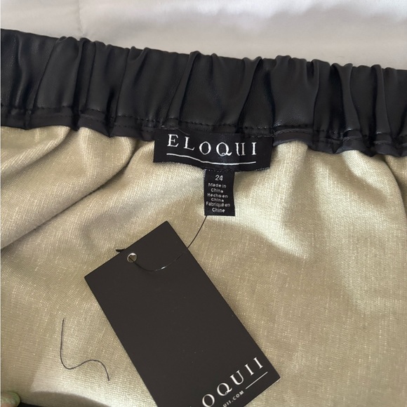 Eloquii Black and Cream A-Line Skirt with Pleats. Size 24. New with Tags. - Picture 4 of 4